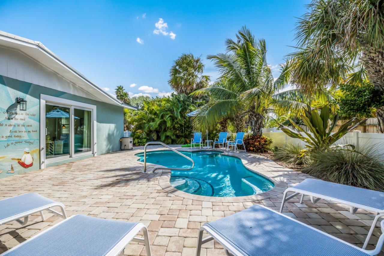 Toes In The Water - 110 Palm Ave Villa Anna Maria Bagian luar foto