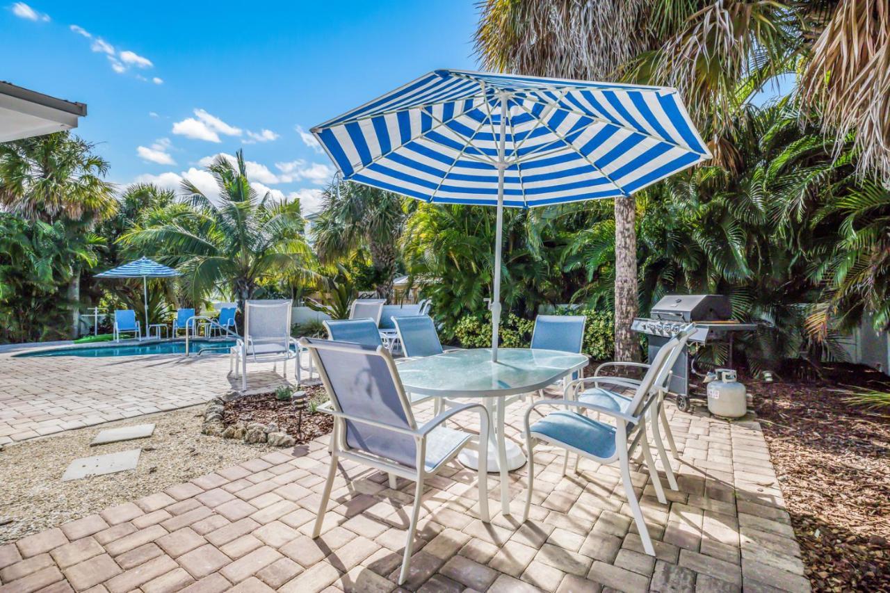 Toes In The Water - 110 Palm Ave Villa Anna Maria Bagian luar foto